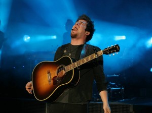 Lee DeWyze performing during this summer's American Idol tour.